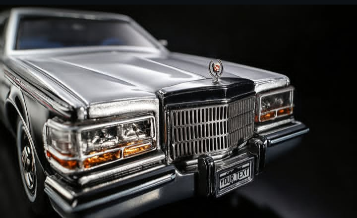 SunStar 1:64 1980 Cadillac Seville
