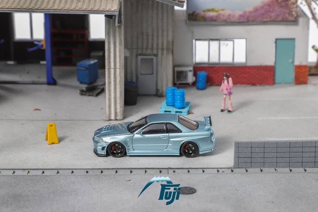 Fuji 1:64 Diecast Nissan Skyline GT-R R34 Z-Tune Ice Blue