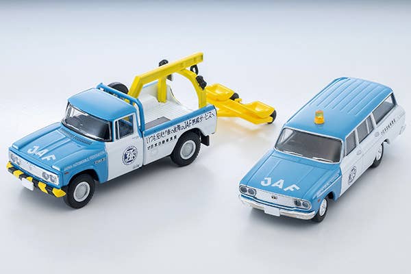 Tomica Limited Vintage 1:64 Toyota Stout Tow Truck (JAF)