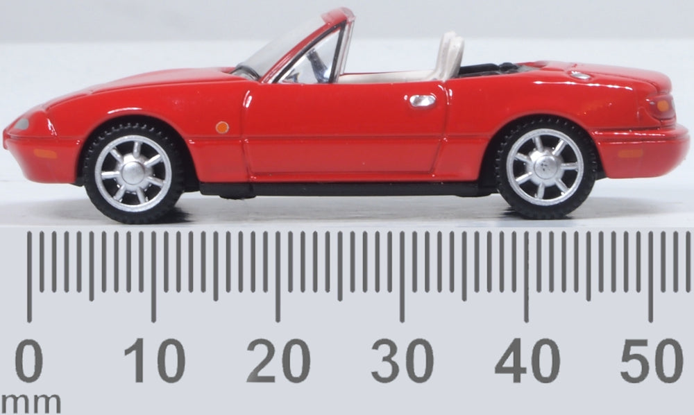 Oxford Diecast 1:76 Mazda MX5 MK1 Miata (Open Roof)