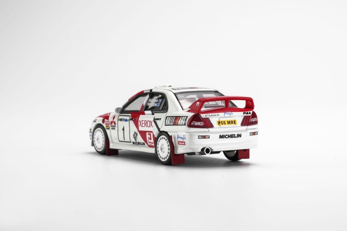 MotorHelix 1:64 1997 Mistubishi EVO4 GSR Champion of WRC Finland White/Red