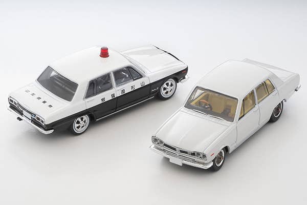 Tomica Limited Vintage 1:64 1772 Nissan Skyline 2000 GT-X White