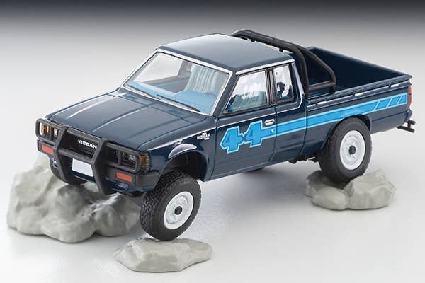 Tomica Limited Vintage 1:64 Nissan Truck 4X4 King Cab North American Specification Blue