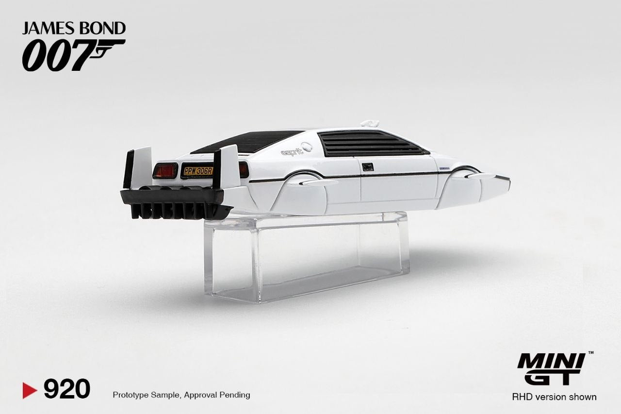 Mini GT 1:64 920-007E Lotus Esprit S1 “The Spy Who Loved Me” Submarine