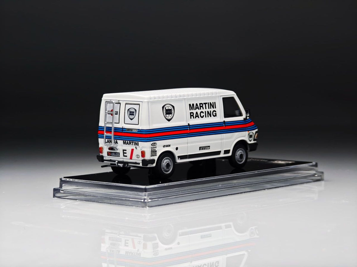 CarPort Model CPM 1:64 Diecast Model Fiat 242(C35)/Ellebi Car Transport Trailer