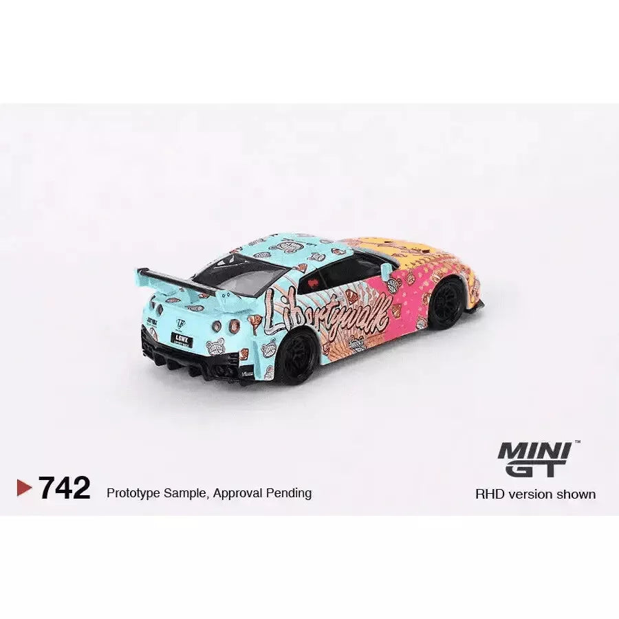 Mini GT 1:64 LB-Silhouette Works GT Nissan 35GT-RR Ver.1 LBWK KUMA #742