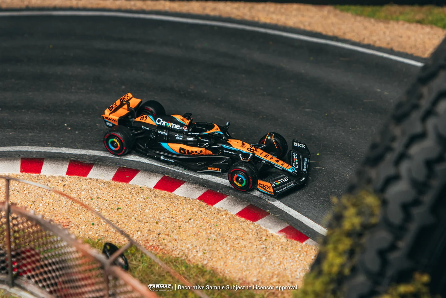 Tarmac Works 1:64 2023 McLaren MCL60 #81 Oscar Piastri Australian Grand Prix
