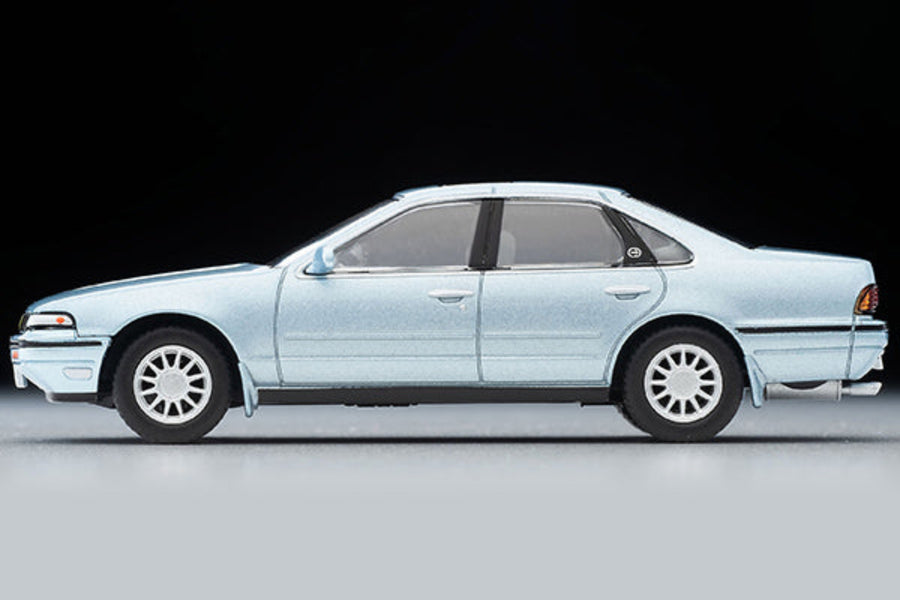 Tomica Limited Vintage 1:64 1988 Nissan Cefiro Sports Cruising Bluish Silver