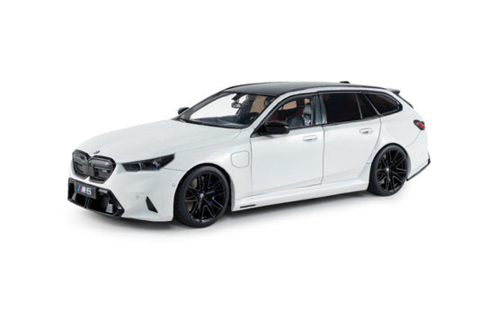 Solido 1:18 2024 BMW M5 Touring (G99) Alpine White *Damaged Packaging*