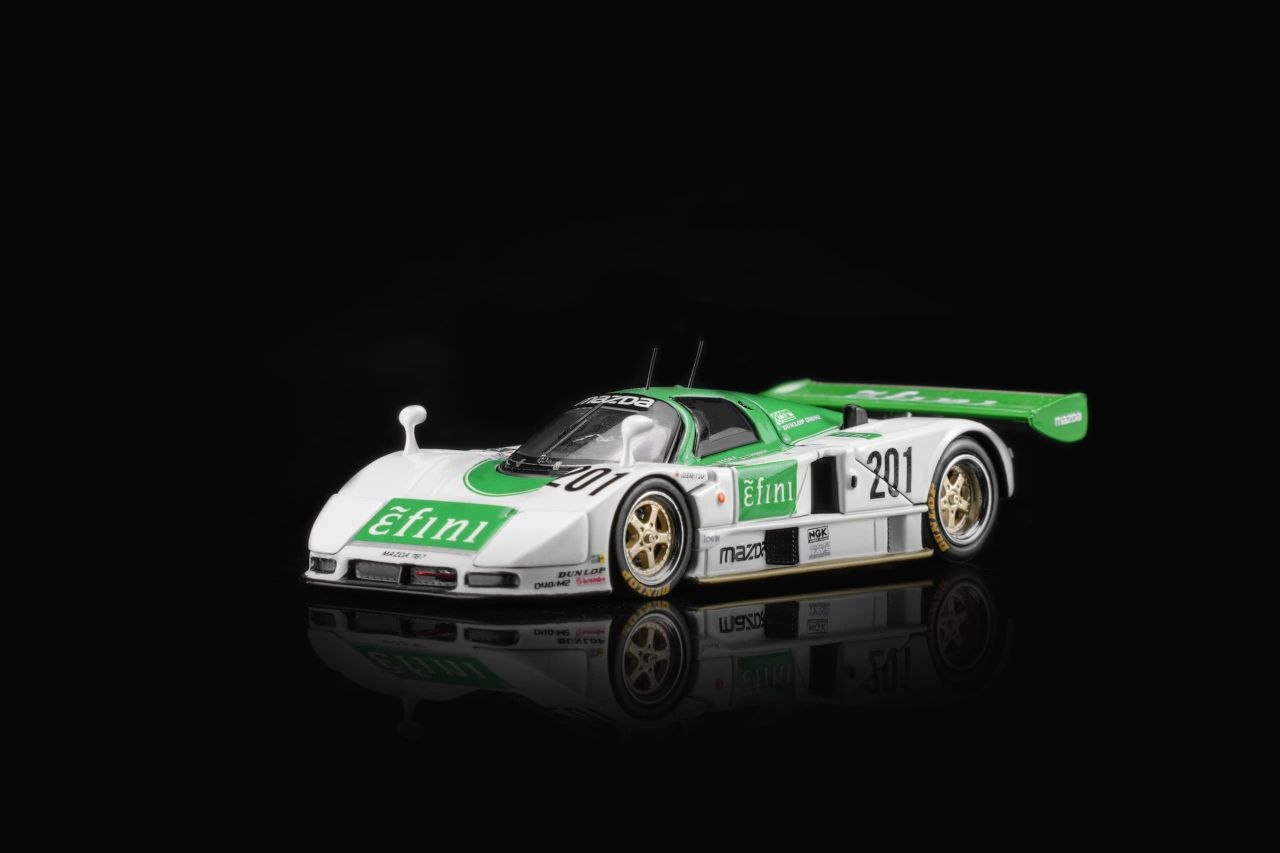 MotorHelix 1:64 Mazda Licensed Products - 787B Green-White #201 Livery (M60112)