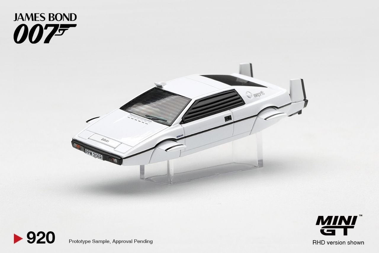 Mini GT 1:64 920-007E Lotus Esprit S1 “The Spy Who Loved Me” Submarine