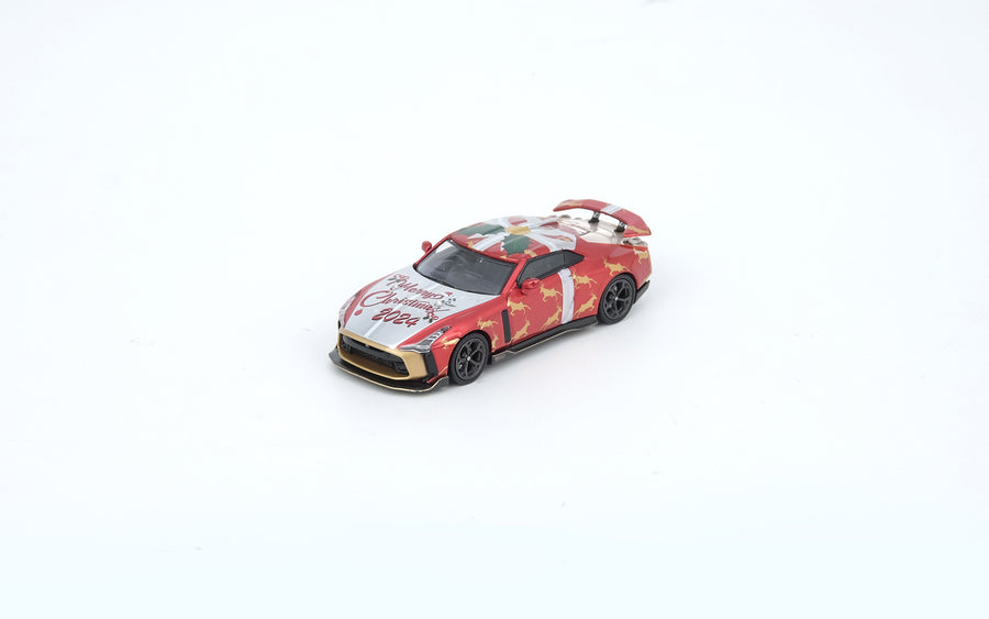 Inno64 Nissan GT-R50 "X'MAS 2024" Special Edition With Chrome Gold Chase Car *RANDOM*