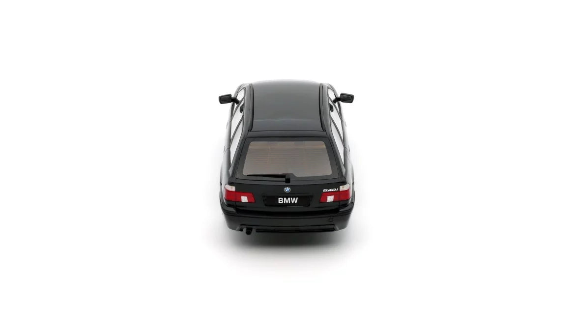 Ottomobile 1:18 BMW E39 540 Touring M-Pack Black Saphire Metallic 475 2001 OT1013