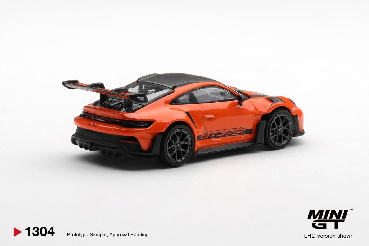Mini GT 1:64 Porsche 911 (992) GT3 RS Weissach Package Gulf Orange #1304