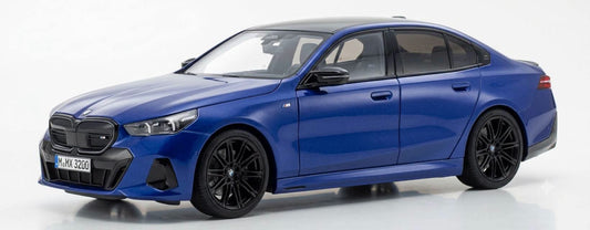 Solido 1:18 2025 BMW M5 (G90) Sedan Blue