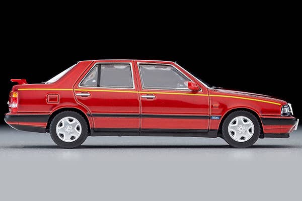 Tomica Limited Vintage 1:64 Lancia Theme 8.32 Phase II Red