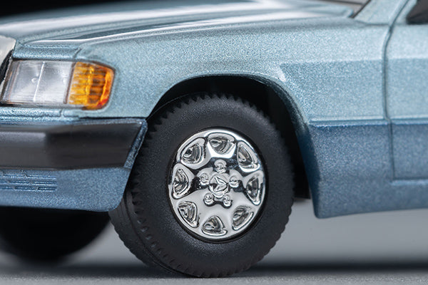 Tomica Limited Vintage 1:64 1992 Mercedes-Benz 190E Pearl Blue