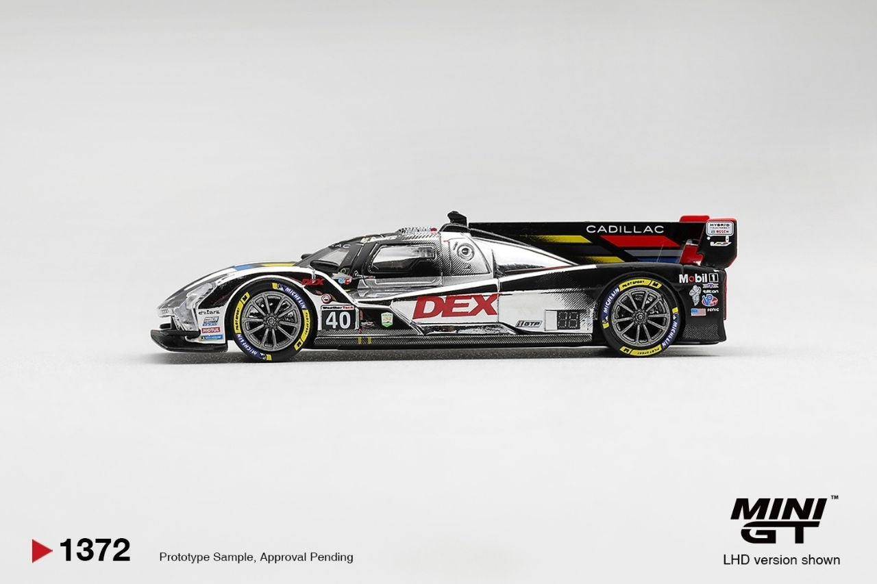 Mini GT 1:64 Cadillac V-Series R #40 Cadillac Wayne Taylor Racing Daytona 24hrs #1372