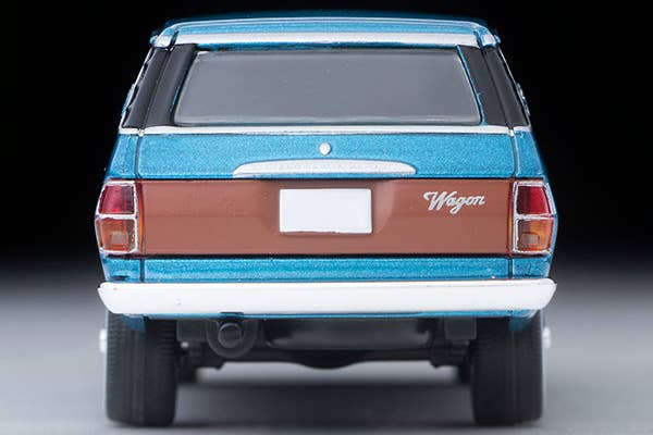 Tomica Limited Vintage 1:64 1972 Nissan Skyline Wagon 1800 Sporty GL Blue