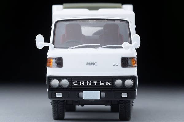 Tomica Limited Vintage 1:64 Mitsubishi Fuso Canter Cleaning Truck White with Figure