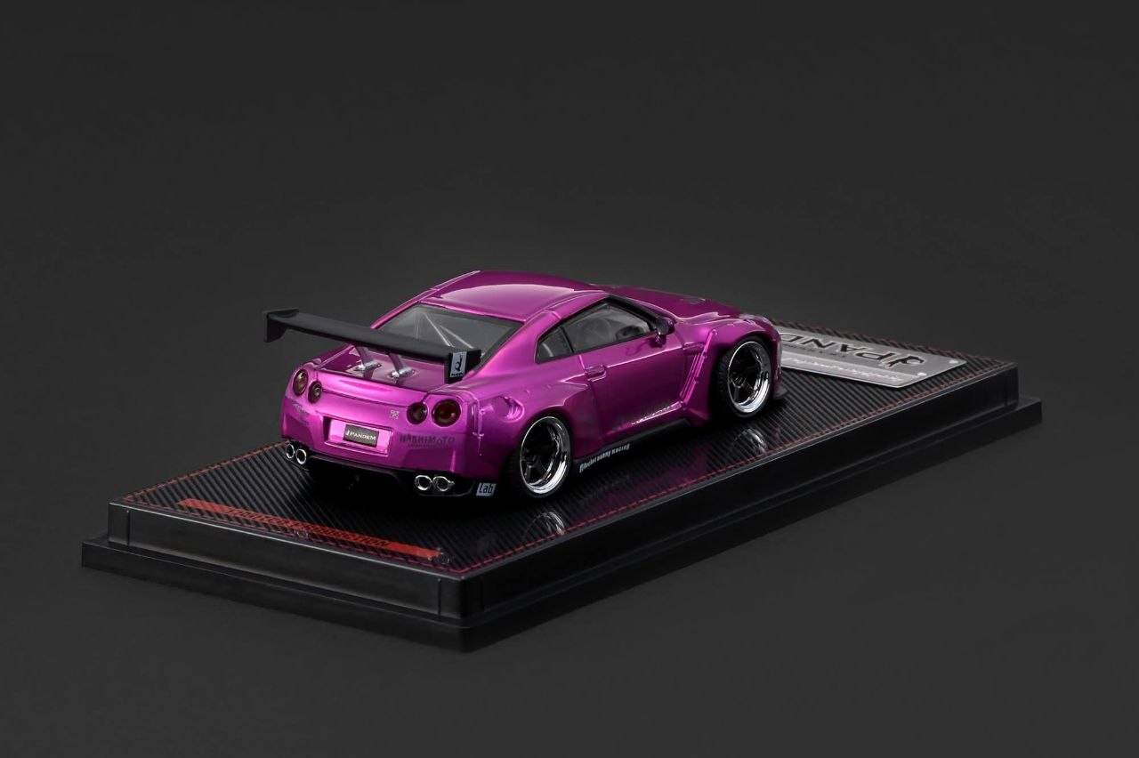 Ignition Model 1:64 IG4278 PANDEM R35 GT-R Pink Metallic