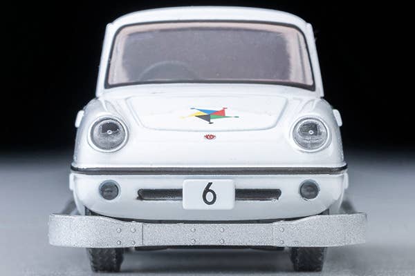 Tomica Limited Vintage 1:64 Kodomo No Kuni x TLV Datsun Baby #6 with Figure White