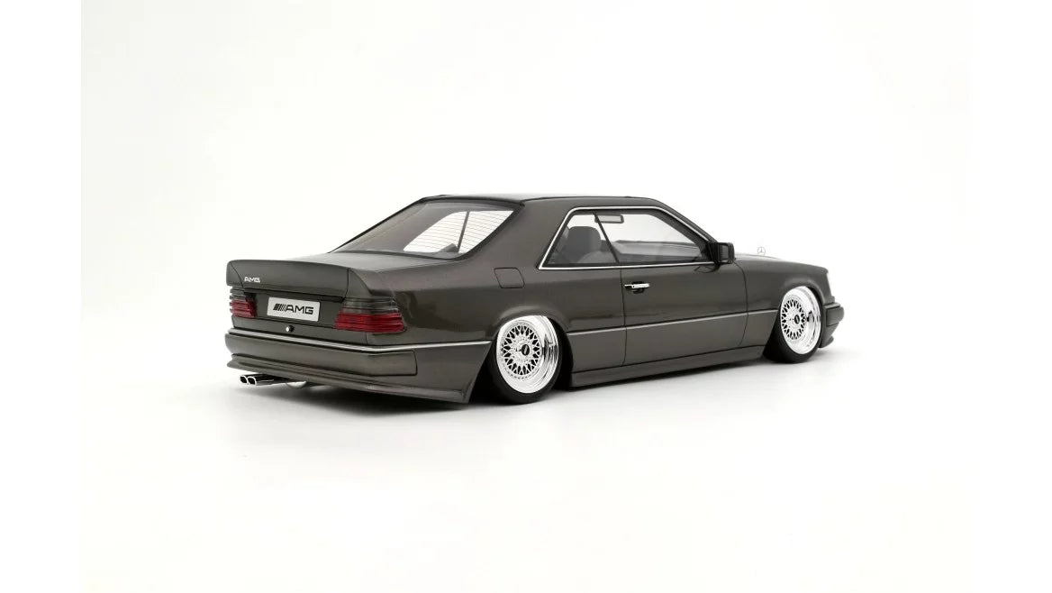 Ottomobile 1:18 Mercedes-Benz C124 AMG "Stance" Anthracite Grey 2022 OT1241