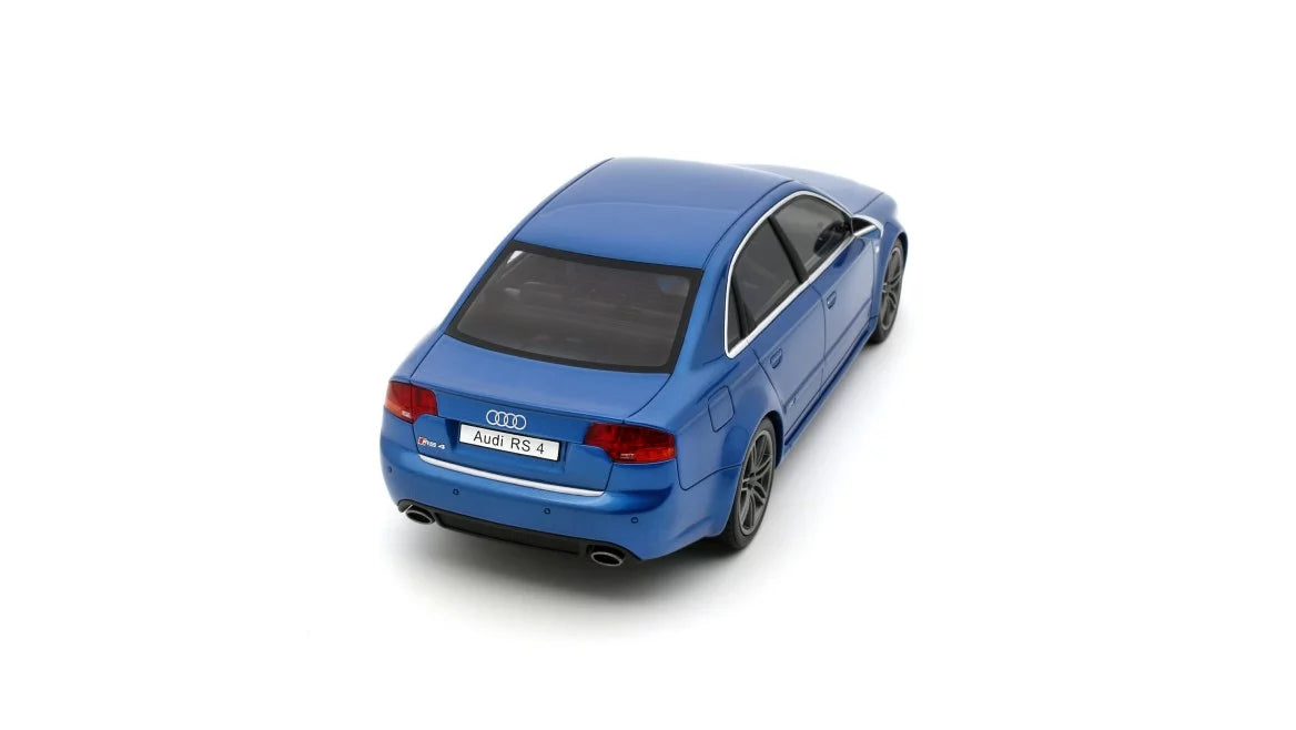 Ottomobile 1:18 2007 Audi RS 4 B7 Sedan Sprint *Resin series* Blue OT1215