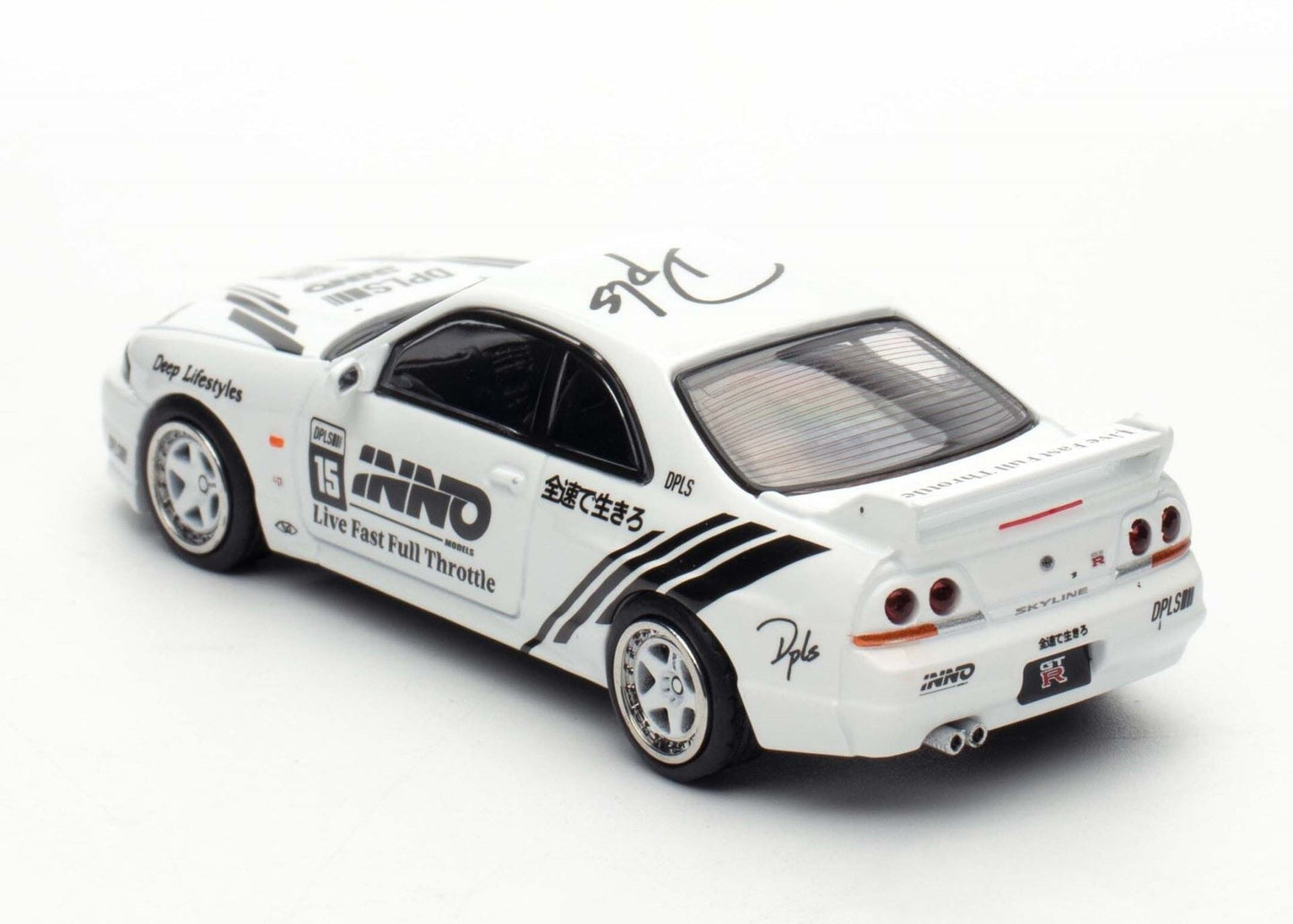 Inno64 x DPLS 1:64 Nissan Skyline GT-R (R33) White/Black