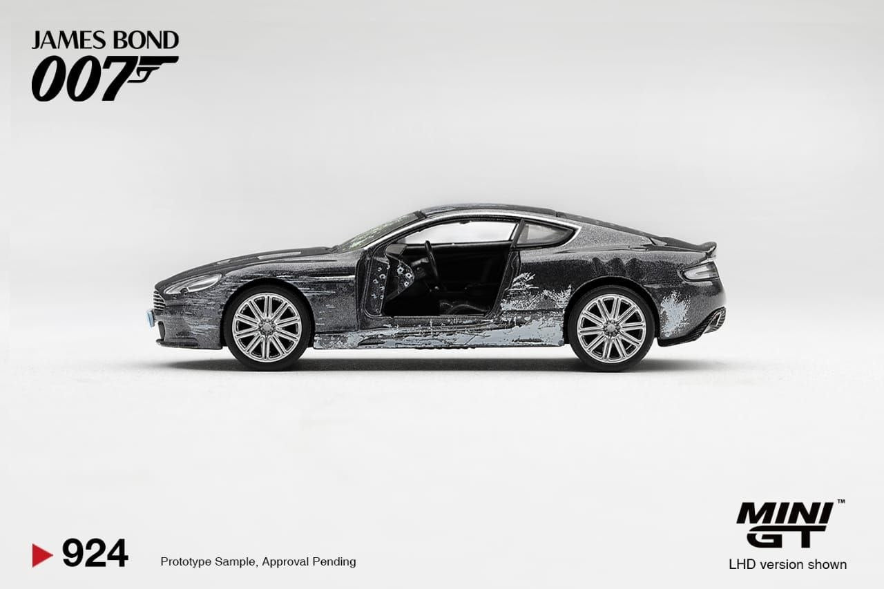 Mini GT 1:64 James Bond  Aston Martin DBS "Quantum of Solace" 924-007