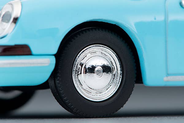 Tomica Limited Vintage 1:64 1965 Porsche 911 Light Blue