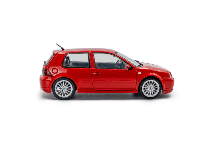 Solido 1:43 2003 Volkswagen Golf IV R32 Toronto Red