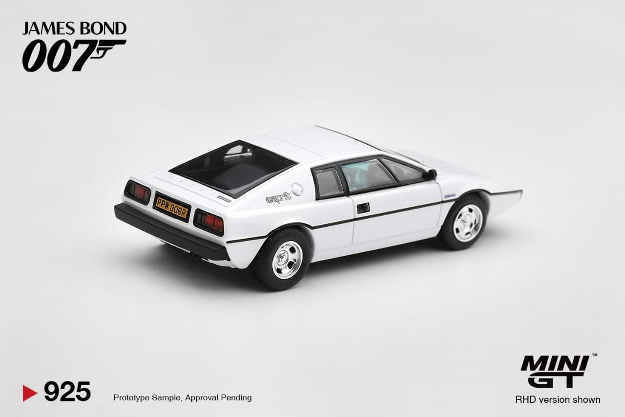 Mini GT 1:64 Lotus Esprit S1 “The Spy Who Loved Me” 925-007