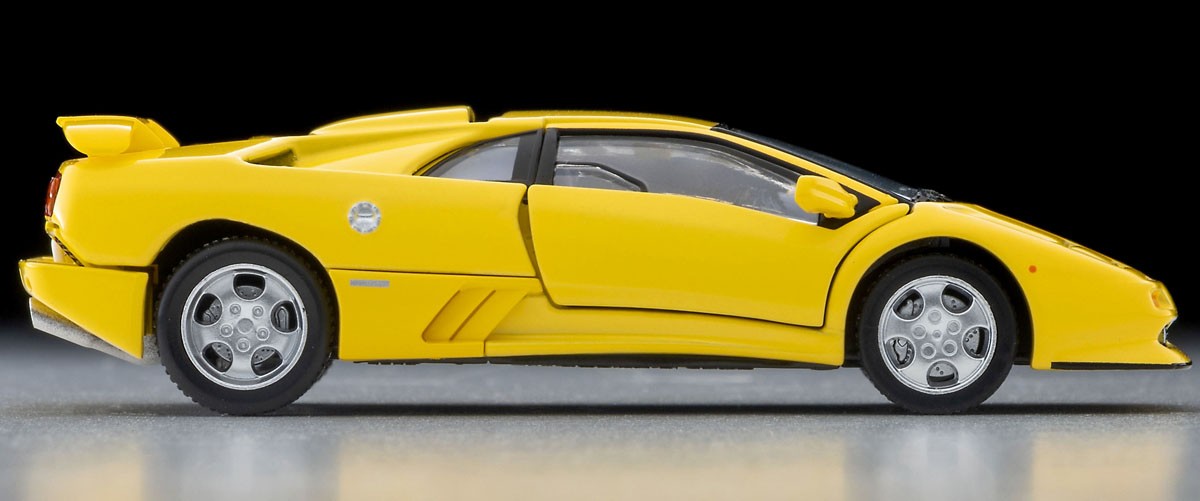 Tomica Limited Vintage 1:64 LV-N Lamborghini Diablo SE30 Yellow