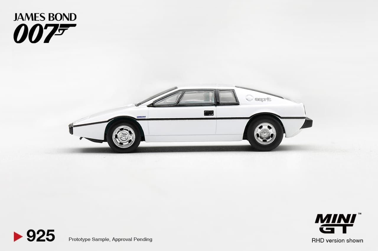 Mini GT 1:64 Lotus Esprit S1 “The Spy Who Loved Me” 925-007