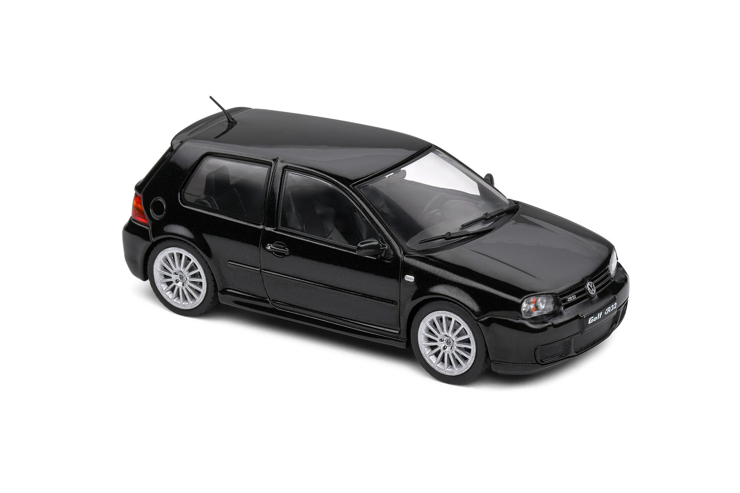 Solido 1:43 2003 Volkswagen Golf MK4 R32
