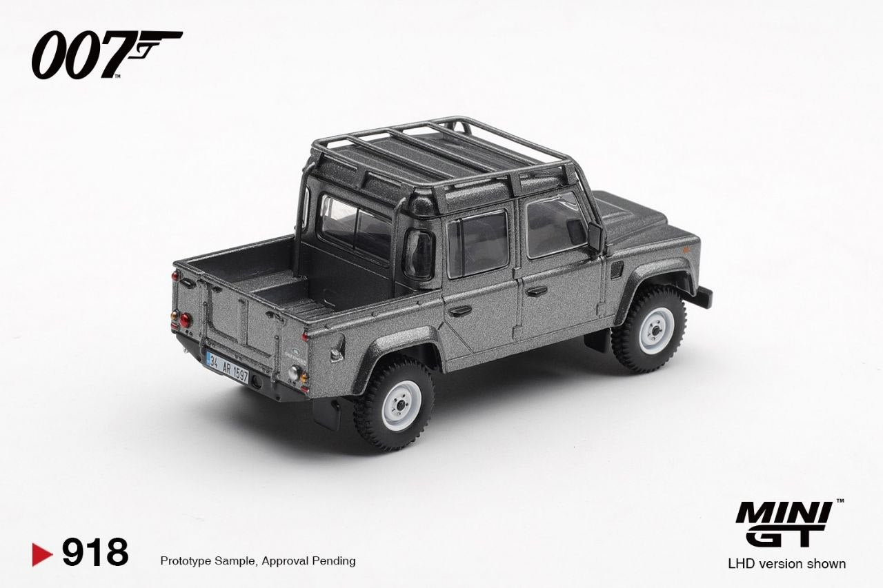 Mini GT 1:64 James Bond 2012 Land Rover Defender 110 Crew Cab *Skyfall* Blister Packaging Grey