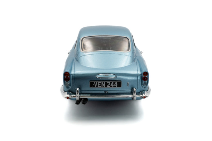 Solido 1:18 1964 Aston Martin DB5 Light Metallic Blue