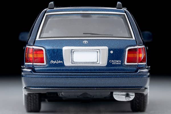 Tomica Limited Vintage 1:64 2000 Toyota Crown Estate Royal Saloon Navy