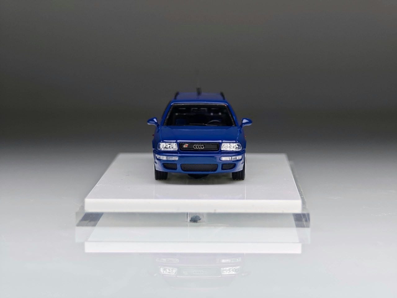 Dico Model DM 1:64 Diecast Audi RS2 Avant