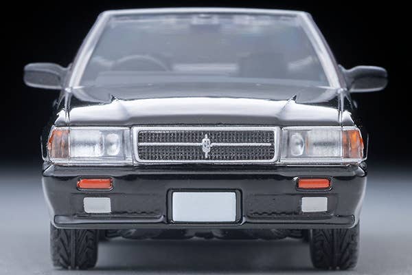 Tomica Limited Vintage 1:64 1990 Nissan Cedric HT V20 *Gran Turismo* Black SV