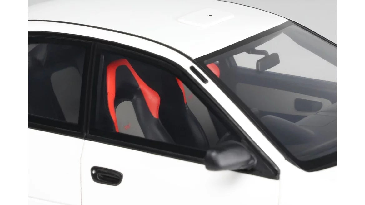 Ottomobile 1:18 Subaru Impreza WRX Type RA Sti Pure White 2000 0T490