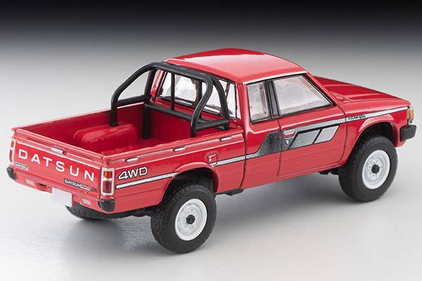 Tomica Limited Vintage 1:64 Datsun Truck 4WD King Cab AD Red