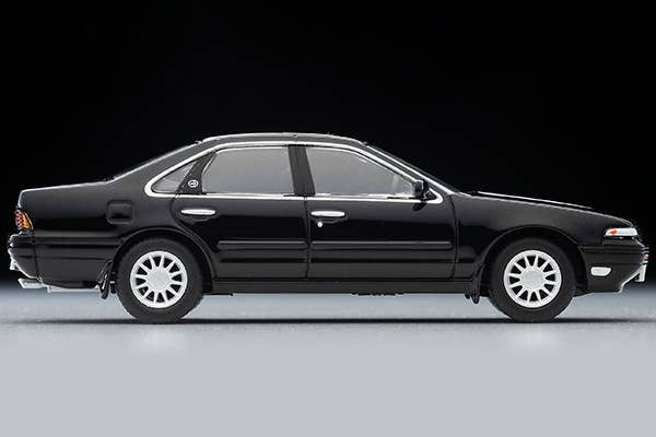 Tomica Limited Vintage 1:64 1988 Nissan Cefiro Sports Cruising Black