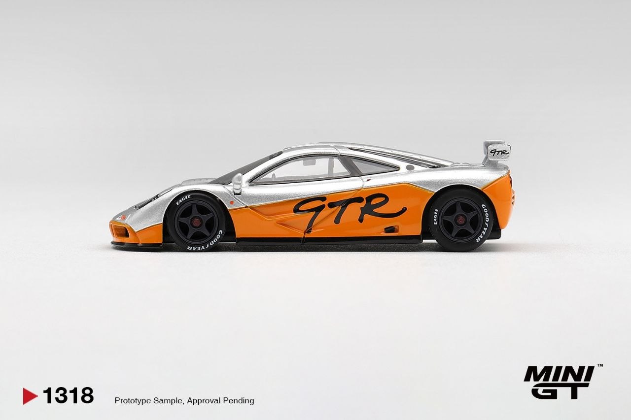 Mini GT 1:64 McLaren F1 GTR 1995 Presentation #1318