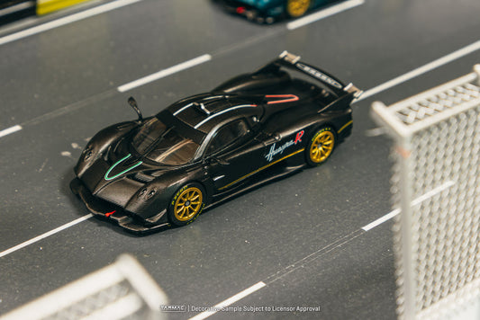 Tarmac Works 1:64 Pagani Huayra R Matt Black Carbon Fiber Limited Edition