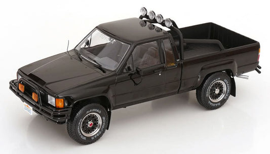 KK Scale 1:18 1985 Toyota Truck Xtra Cab 4x4 (Hilux) *Back to the Future II* Black