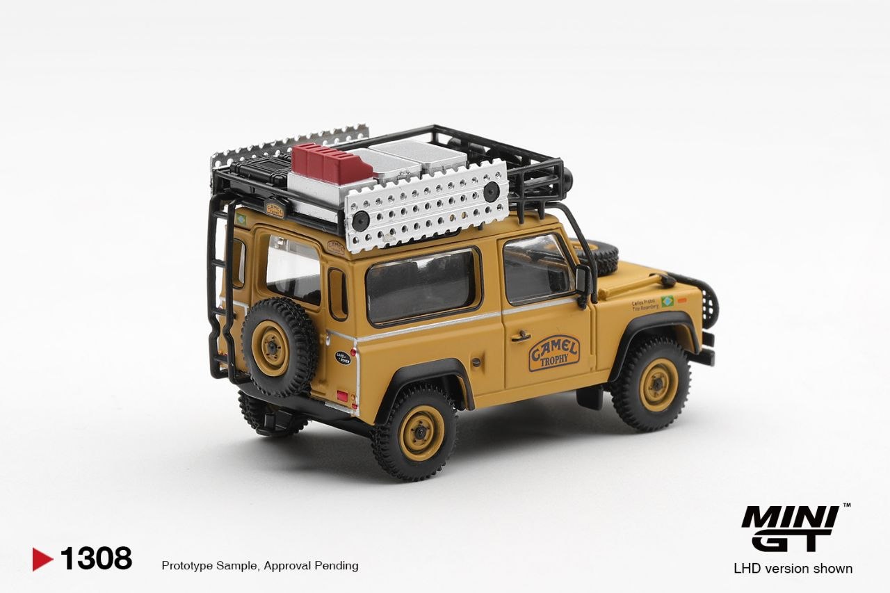 Mini GT 1:64 1985 Land Rover Defender 90 *Camel Trophy* (LHD) Team Japan Camel Trophy Borneo