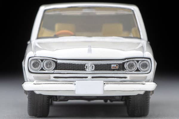 Tomica Limited Vintage 1:64 1772 Nissan Skyline 2000 GT-X White