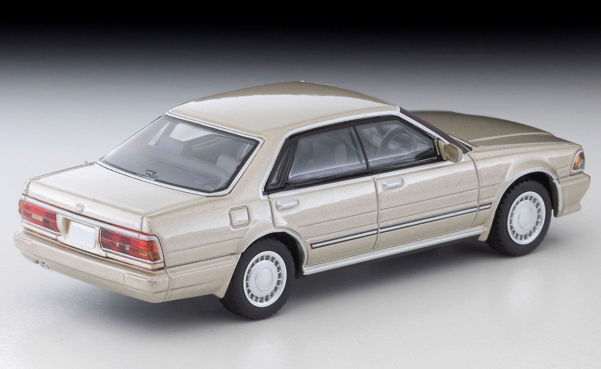 Tomica Limited Vintage 1:64 1989 Nissan Cedric HT V20 *Gran Turismo* Yellowish Silver
